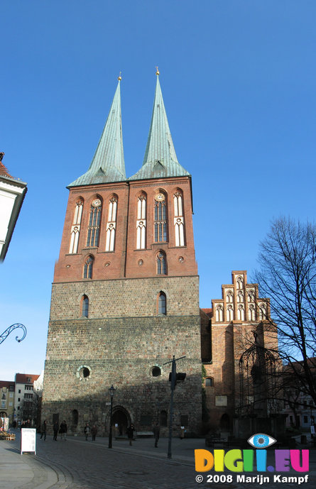 25452-25454 Two Spires Nikolai Church Berlin